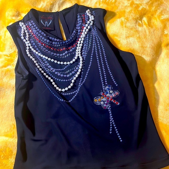 Black top, sleeveless - Picture 1 of 1